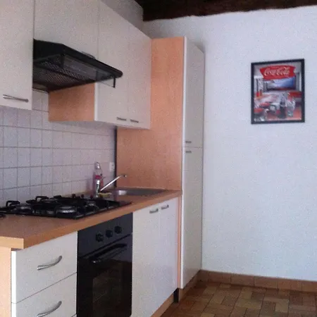 Petite Maison Chaleureuse 鲁瓦扬