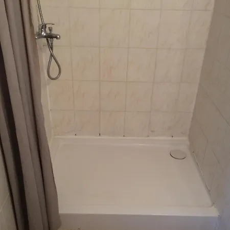 Petite Maison Chaleureuse Casa de Férias *